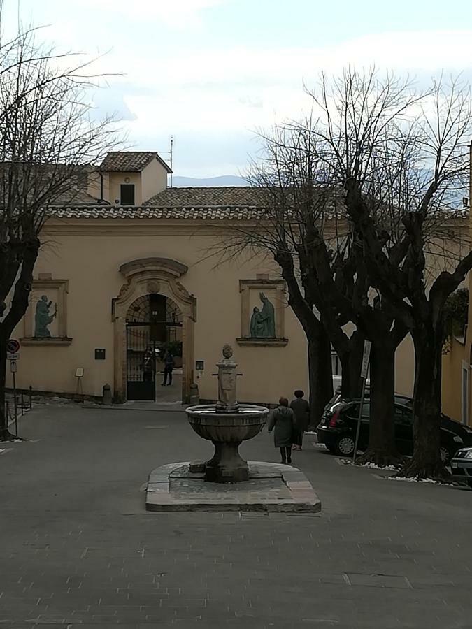 Canto XI Assisi Buitenkant foto